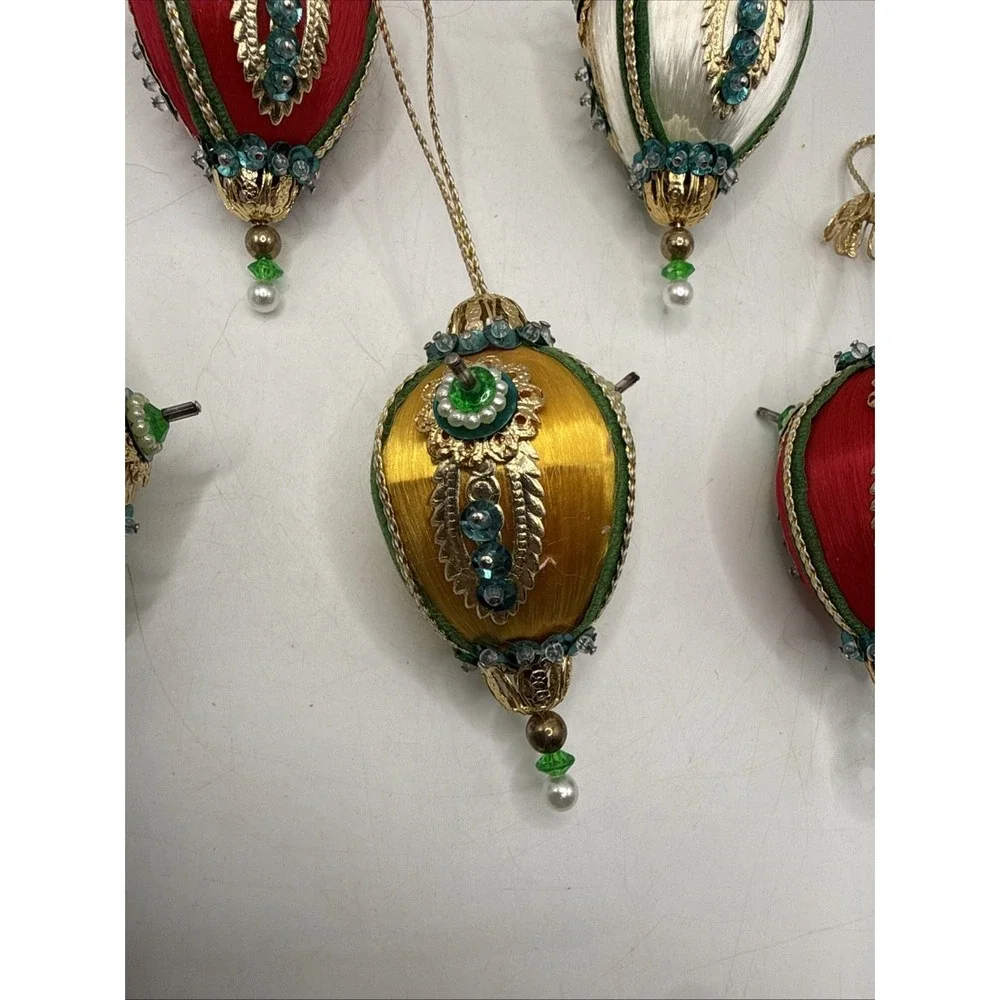 Lot Of 5 Vintage Push Pin Sequin Christmas Tree Ornaments Handmade MCM Red Whole